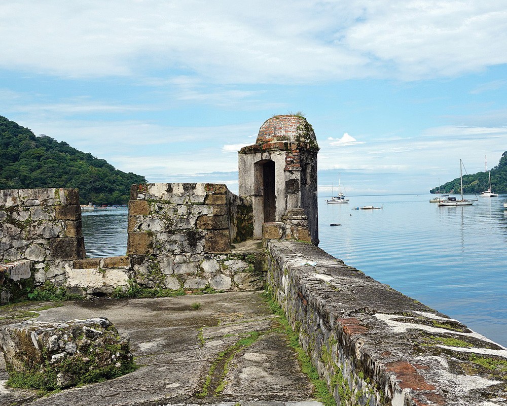 The ruins of the fortress at Portobelo